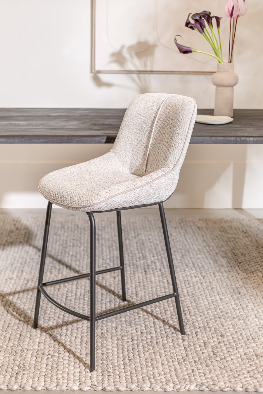 כיסא בר טיילור בז' – תמונה 4