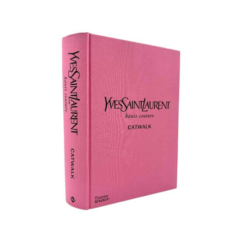 ספר עיצוב - Yves Saint Laurent